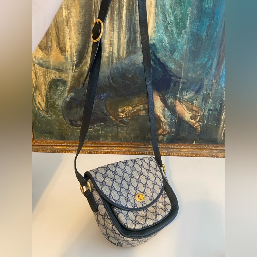 Vintage Gucci Saddlebag-style handbag, Navy & Beige